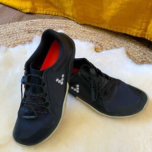 Vivobarefoot PRIMUS TRAIL III ALL WEATHER FG WOMENS size 9 40